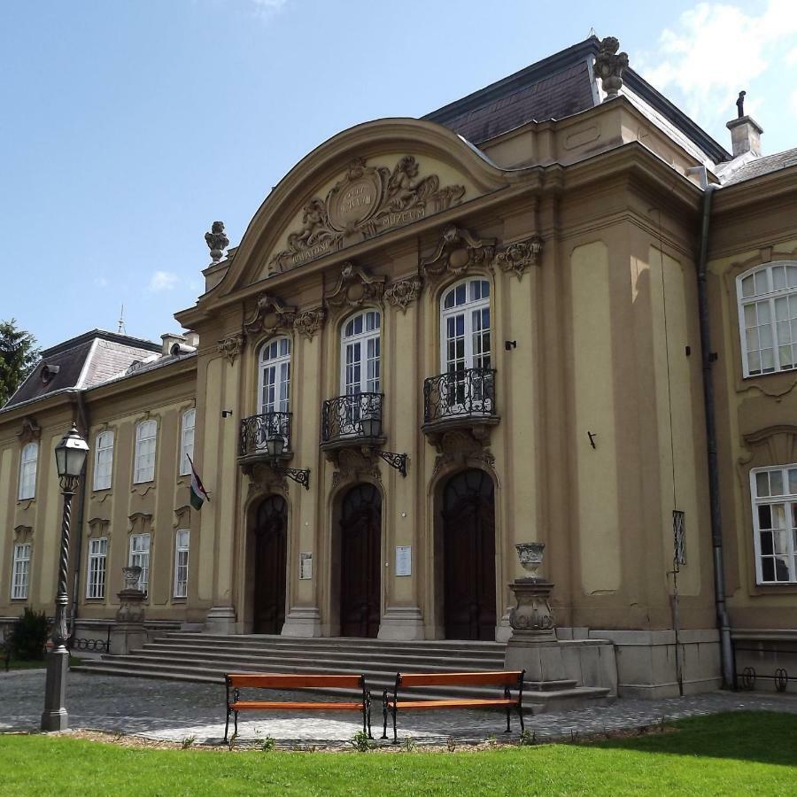 TulipánVendégház Keszthely Extérieur photo