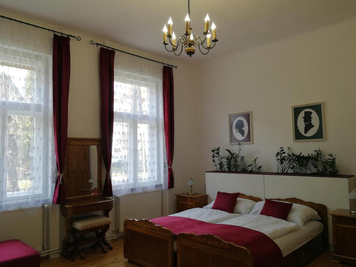 TulipánVendégház Keszthely Extérieur photo